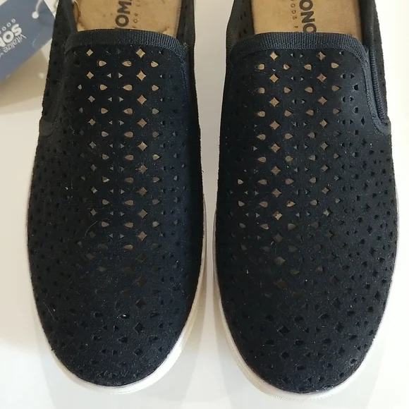 Sonoma Black Perforated Slip-On Sneakers - Picture 2 of 7